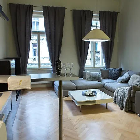 Apartment Golden Age *